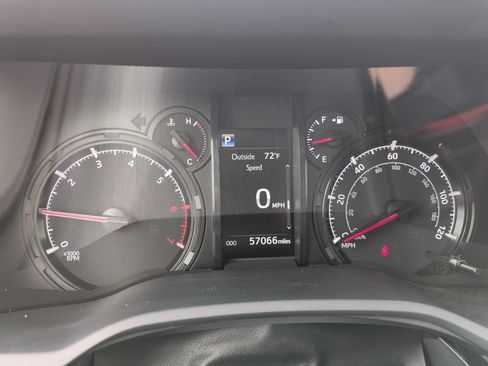 Certified 2023 Toyota 4Runner SR5 AWD/4WD image 15
