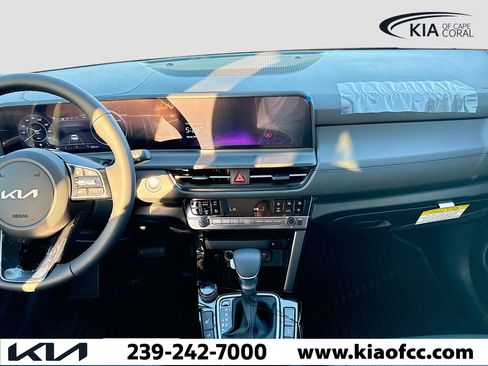 New 2026 Kia Seltos EX image 18