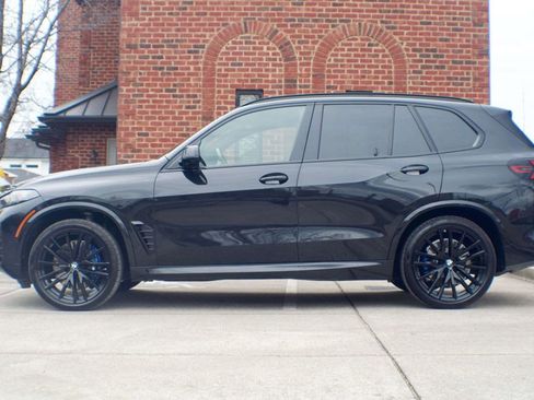 Used 2024 BMW X5 M60i image 8