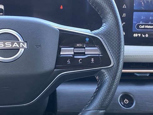 Certified 2023 Nissan Ariya FWD image 25