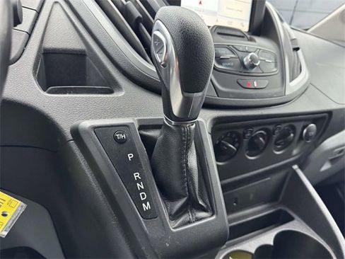 Used 2019 Ford Transit 350 XLT image 22