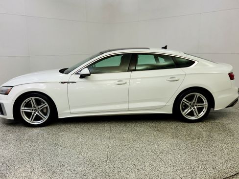 Used 2022 Audi A5 2.0T Premium w/ Convenience Package AWD/4WD image 4