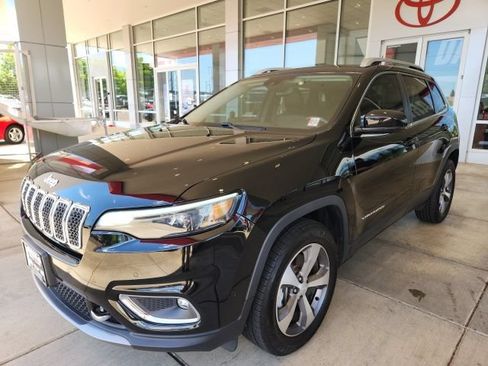 Used 2021 Jeep Cherokee Limited w/ Elite Package AWD/4WD image 6