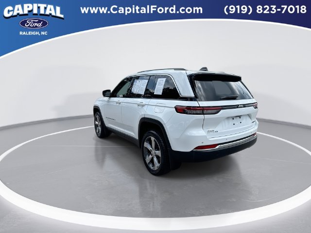 Used 2022 Jeep Grand Cherokee Limited w/ MOPAR Finishing Package AWD/4WD image 6