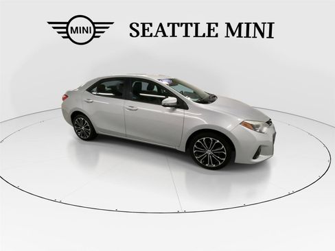 Used 2015 Toyota Corolla S image 13