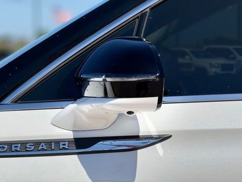Used 2025 Lincoln Corsair Reserve FWD image 8