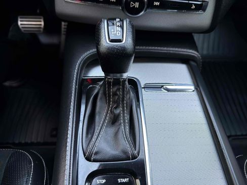 Used 2016 Volvo XC90 T6 R-Design w/ Vision Package image 70