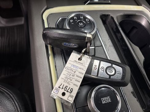 Used 2020 Ford Expedition XLT w/ FX4 Off-Road Package image 45