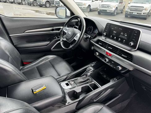 Used 2021 Kia Telluride S image 14
