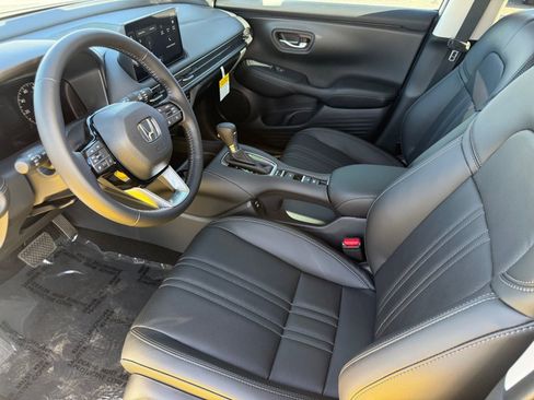 New 2026 Honda HR-V EX-L image 13
