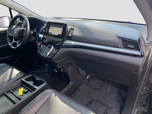 Used 2023 Honda Odyssey Touring image 32