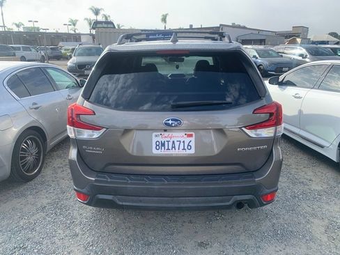 Used 2019 Subaru Forester Limited AWD/4WD image 7