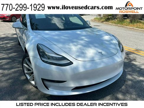 Used 2018 Tesla Model 3 Long Range RWD image 1