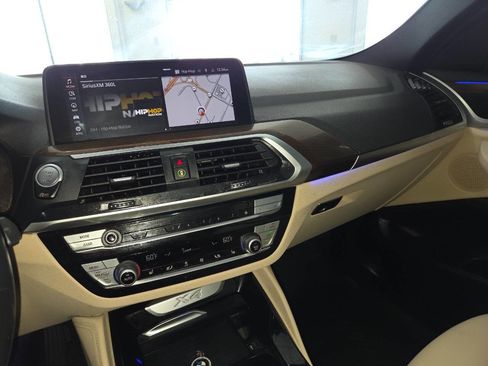 Used 2021 BMW X4 xDrive30i AWD/4WD image 34
