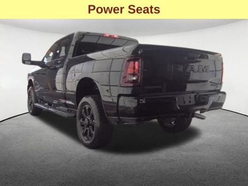 Used 2025 RAM 2500 Big Horn AWD/4WD image 8