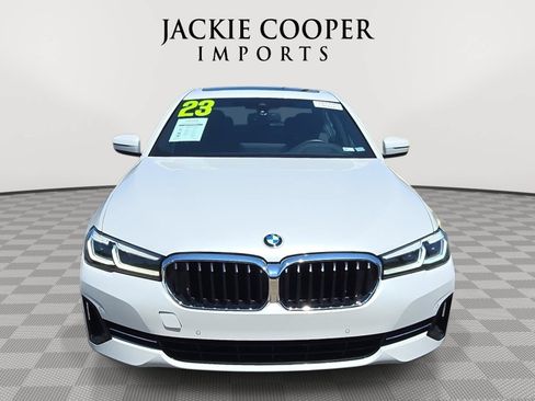 Used 2023 BMW 530i w/ Premium Package RWD image 2
