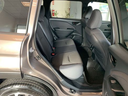 Certified 2025 Subaru Forester Premium AWD/4WD image 19
