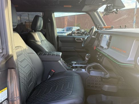 Used 2024 Ford Bronco Outer Banks image 35