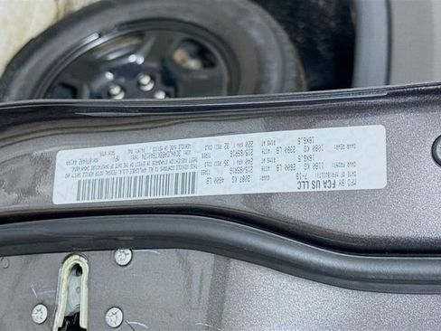 Used 2019 Jeep Compass Sport image 29