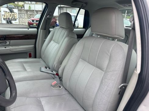 Used 2005 Mercury Grand Marquis LS RWD image 27