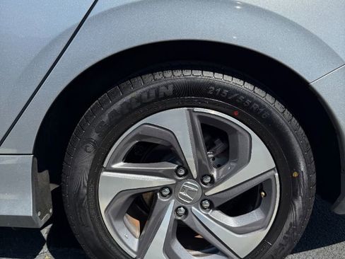 Used 2019 Honda Insight EX image 9