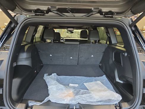 New 2026 Jeep Cherokee Overland AWD/4WD image 13