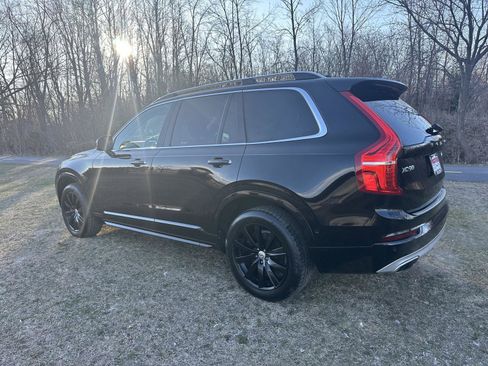 Used 2016 Volvo XC90 T6 Momentum w/ Momentum Plus Package AWD/4WD image 3