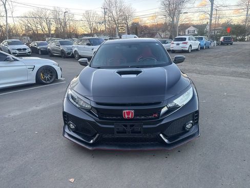 Used 2019 Honda Civic Type R image 8
