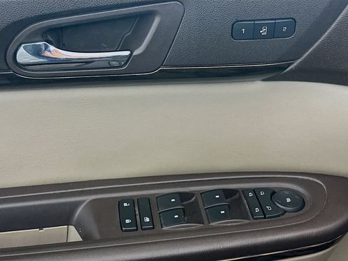 Used 2016 GMC Acadia Denali FWD image 15
