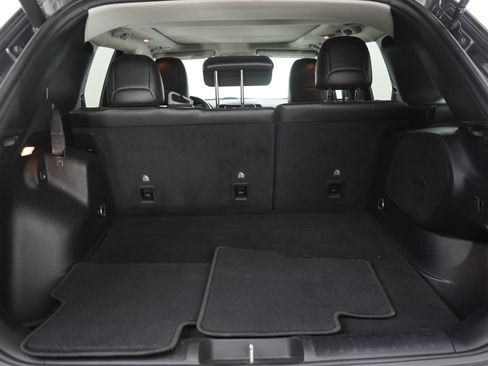 Used 2020 Jeep Cherokee Limited image 9