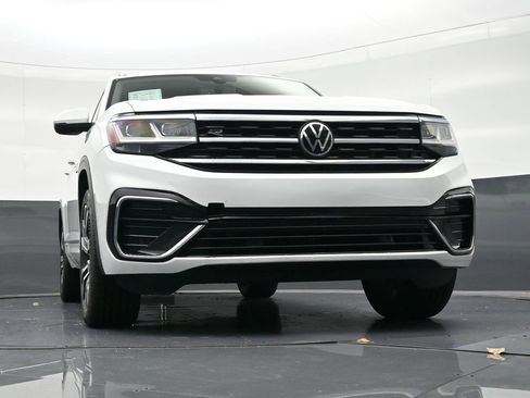 Used 2021 Volkswagen Atlas SEL R-Line image 29