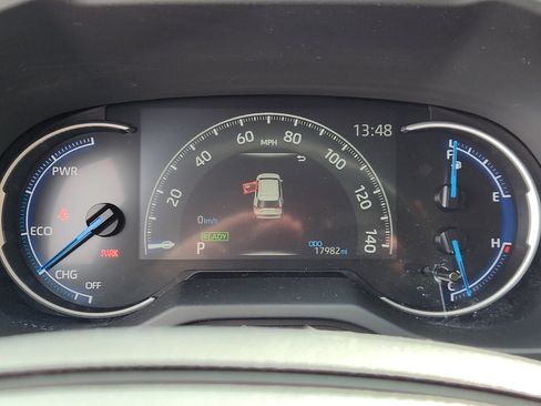 Certified 2025 Toyota RAV4 LE image 14