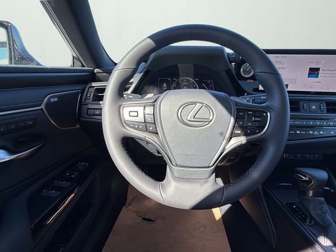 New 2025 Lexus ES 350 350 image 14