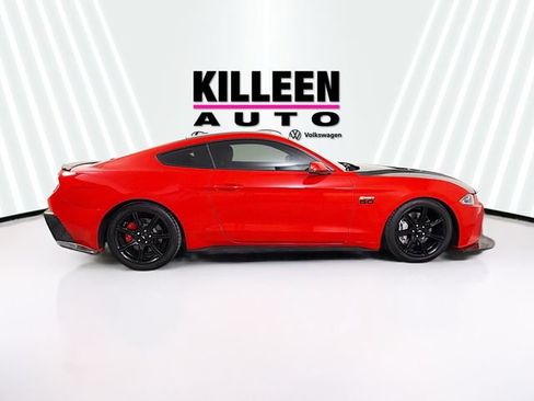 Used 2019 Ford Mustang GT Premium w/ Equipment Group 401A RWD image 8