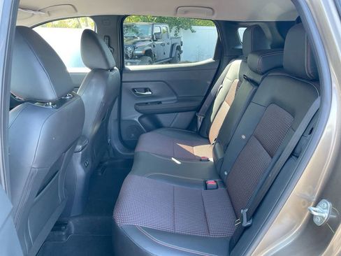 Certified 2025 Nissan Kicks SR image 34