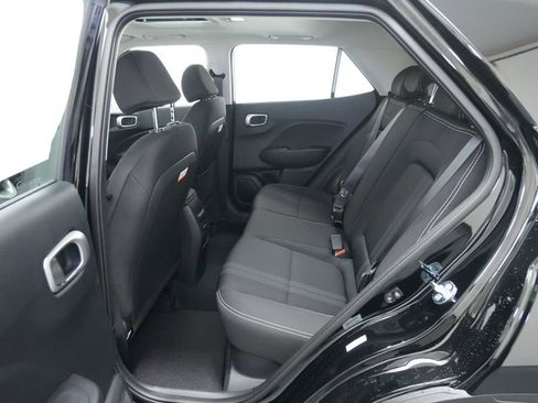 New 2026 Hyundai Venue SEL FWD image 18