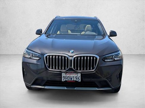 Used 2022 BMW X3 sDrive30i RWD image 2