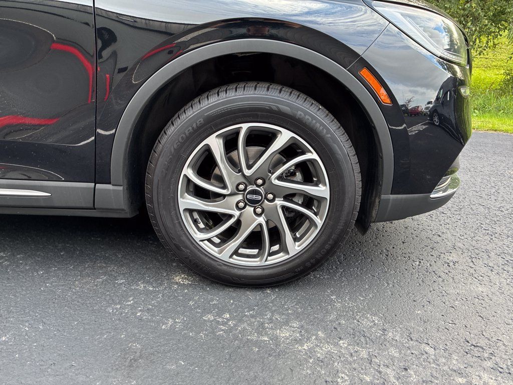 Used 2021 Lincoln Corsair AWD w/ Equipment Group 101A image 9