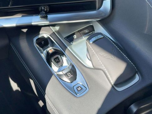 Used 2021 Chevrolet Corvette 2LT image 15