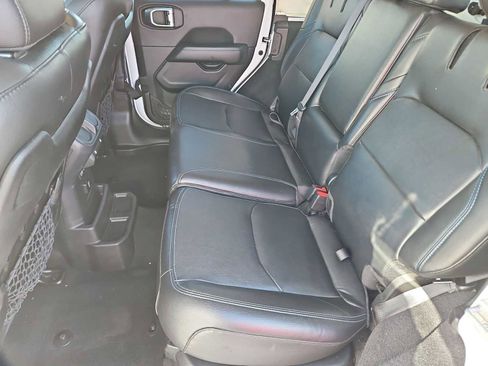 Used 2023 Jeep Wrangler Rubicon w/ Cold Weather Group image 18