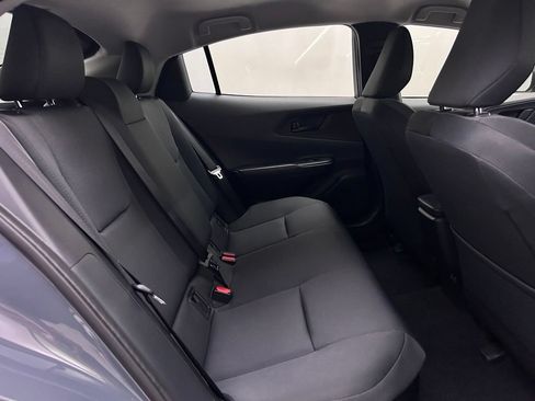 Used 2024 Toyota Prius LE FWD image 15