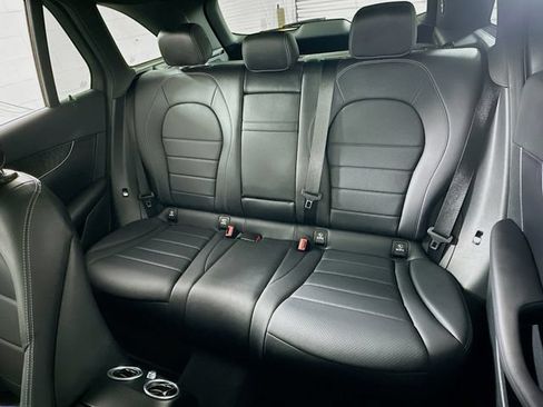 Used 2017 Mercedes-Benz GLC 300 image 11