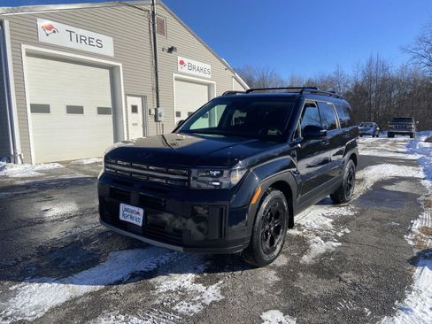 Used 2024 Hyundai Santa Fe XRT image 1