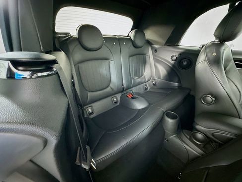 Used 2023 MINI Cooper S image 26