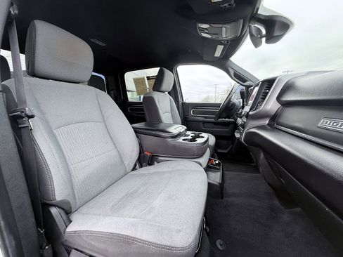 Used 2024 RAM 2500 Big Horn w/ Off Road Package image 28