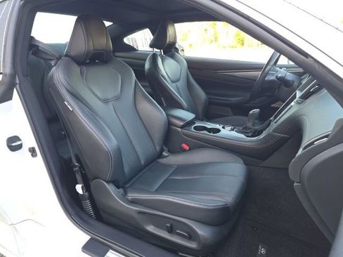 Used 2019 INFINITI Q60 3.0t Luxe image 10