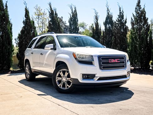 Used 2016 GMC Acadia SLT w/ Open Road Package image 2