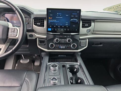 Used 2024 Ford Expedition Max XLT AWD/4WD image 11