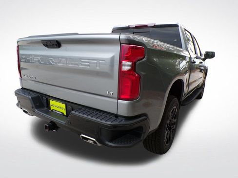 Used 2024 Chevrolet Silverado 1500 LT Trail Boss w/ Convenience Package II AWD/4WD image 6