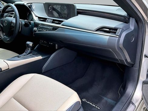 Used 2021 Lexus ES 350 w/ Premium Package FWD image 19